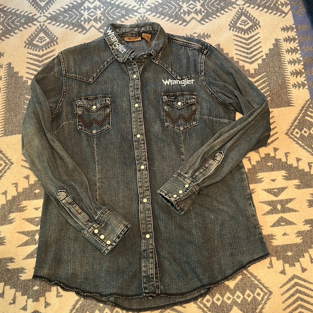 Wrangler cute denim shirt